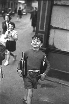 Rue Mouffetard, Paris, 1954 - Henri Cartier-Bresson